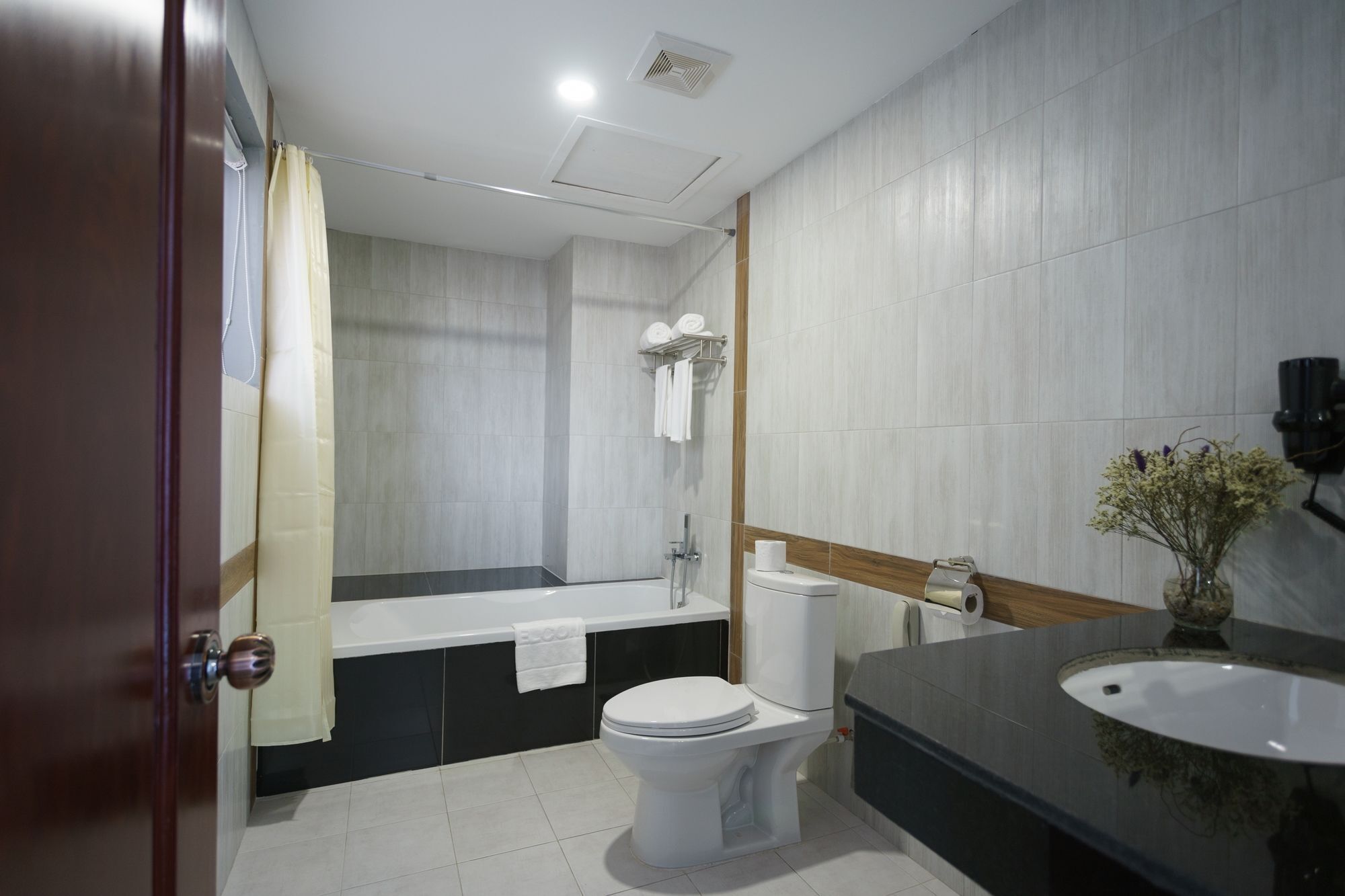 Kuch Oudom Hotel Phnom Penh Zewnętrze zdjęcie
